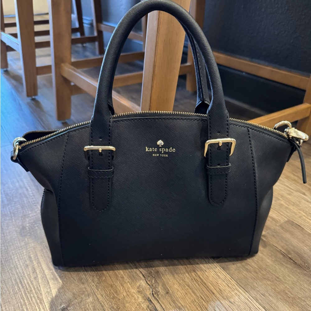 Like new Kate spade purse